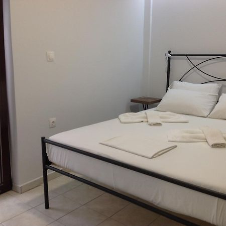 Eva Rooms Makry Gialos  Exterior photo