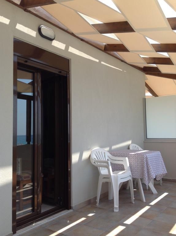 Eva Rooms Makry Gialos  Exterior photo
