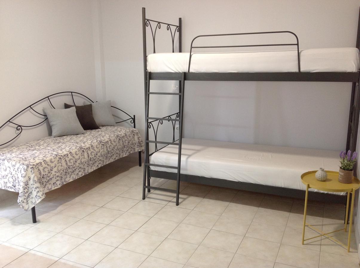 Eva Rooms Makry Gialos  Exterior photo